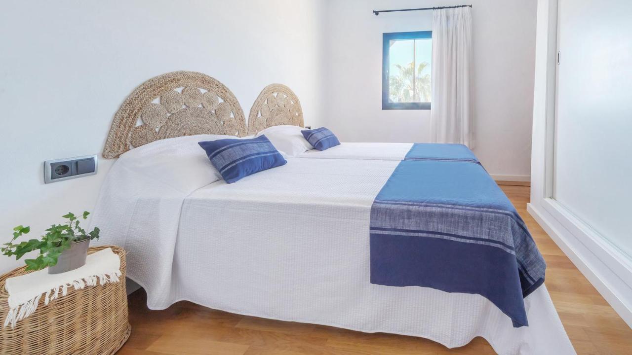 Pool House Marineta Villa Llombarts Ngoại thất bức ảnh